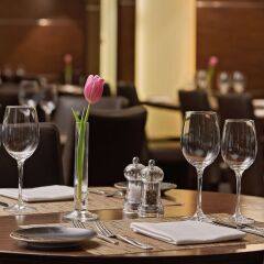 Отель Hilton Cologne Германия, Кёльн - 3 отзыва об отеле, цены и фото номеров - забронировать отель Hilton Cologne онлайн питание фото 3