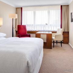 Отель Sheraton München Westpark Hotel Германия, Мюнхен - 1 отзыв об отеле, цены и фото номеров - забронировать отель Sheraton München Westpark Hotel онлайн комната для гостей фото 4