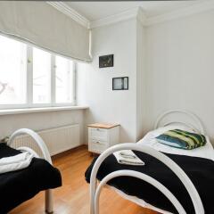 Отель Raekoja Residence комната для гостей фото 5