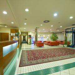 Отель Ramada Airport Hotel Prague Чехия, Прага - 2 отзыва об отеле, цены и фото номеров - забронировать отель Ramada Airport Hotel Prague онлайн фото 13