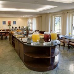 Отель Bourbon Barra da Tijuca Residence Бразилия, Рио-де-Жанейро - отзывы, цены и фото номеров - забронировать отель Bourbon Barra da Tijuca Residence онлайн питание фото 3