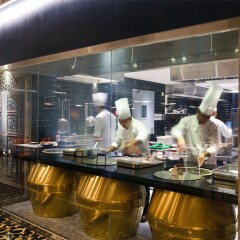 Отель Grayton Hotel Dubai ОАЭ, Дубай - отзывы, цены и фото номеров - забронировать отель Grayton Hotel Dubai онлайн гостиничный бар