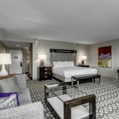 Отель Hilton Columbus at Easton США, Колумбус - отзывы, цены и фото номеров - забронировать отель Hilton Columbus at Easton онлайн комната для гостей фото 4