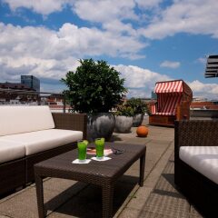 THE MADISON Hotel Hamburg балкон