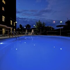 Отель Novotel Torino Corso Giulio Cesare Италия, Турин - 1 отзыв об отеле, цены и фото номеров - забронировать отель Novotel Torino Corso Giulio Cesare онлайн бассейн фото 3