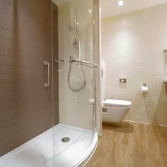 Отель Hilton Garden Inn Birmingham Airport ванная фото 2