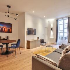 Отель 64 - Luxury Flat Champs-Élysées 1D Франция, Париж - отзывы, цены и фото номеров - забронировать отель 64 - Luxury Flat Champs-Élysées 1D онлайн комната для гостей фото 2