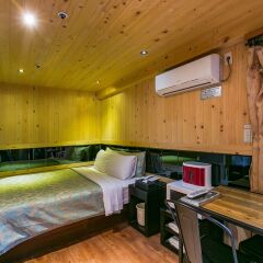 Film 37.2 Hotel бассейн