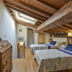 Апартаменты Palazzo Uguccioni Apartments Флоренция комната для гостей фото 2