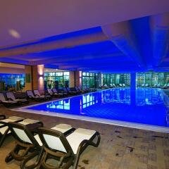 Commodore Elite Suites & Spa Ultra All Inclusive Турция, Сиде - отзывы, цены и фото номеров - забронировать отель Commodore Elite Suites & Spa Ultra All Inclusive онлайн бассейн