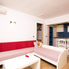 Отель Aparthotel Cabau Aquasol Испания, Пальманова - 1 отзыв об отеле, цены и фото номеров - забронировать отель Aparthotel Cabau Aquasol онлайн комната для гостей фото 5