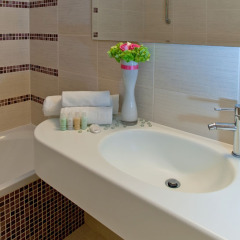 Отель Semiramis City Hotel Греция, Родос - 5 отзывов об отеле, цены и фото номеров - забронировать отель Semiramis City Hotel онлайн ванная