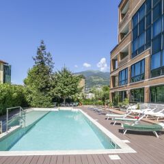 Отель Hostellerie Du Cheval Blanc Аоста бассейн фото 2