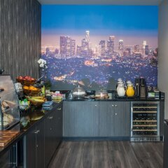 Отель Elan Hotel США, Лос-Анджелес - отзывы, цены и фото номеров - забронировать отель Elan Hotel онлайн питание фото 2