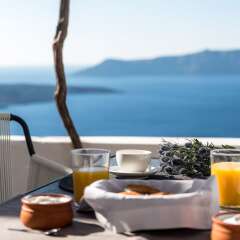Отель Porto Fira Suites гостиничный бар