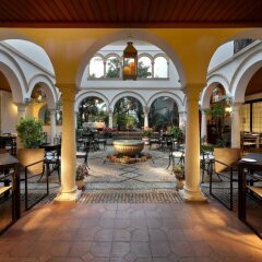 Отель Eurostars Conquistador Испания, Кордова - 1 отзыв об отеле, цены и фото номеров - забронировать отель Eurostars Conquistador онлайн интерьер отеля