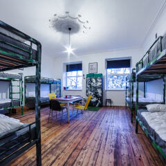 Отель Hostel B&B&B&B&B - Adult Only Литва, Вильнюс - 5 отзывов об отеле, цены и фото номеров - забронировать отель Hostel B&B&B&B&B - Adult Only онлайн комната для гостей