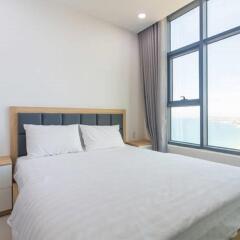 Апартаменты Beach Front Apartments Nha Trang комната для гостей