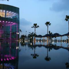 Отель ONE°15 Marina Club Singapore развлечения