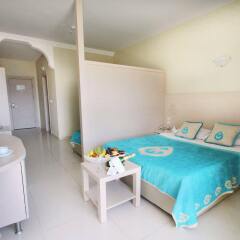 Daima Biz Hotel - All Inclusive комната для гостей фото 3