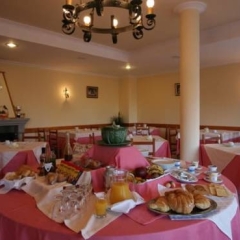 Hotel Alpina Вильянуэва-де-Ароса питание фото 2