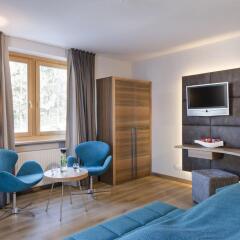 DolceVita Hotel Alpiana Resort Лана комната для гостей фото 5
