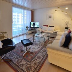 Отель Skyline House Ferienapartments Швейцария, Санкт-Мориц - отзывы, цены и фото номеров - забронировать отель Skyline House Ferienapartments онлайн комната для гостей