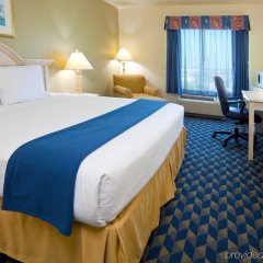 Comfort Inn & Suites Melbourne-Viera in Melbourne, United States of America from 125$, photos, reviews - zenhotels.com guestroom