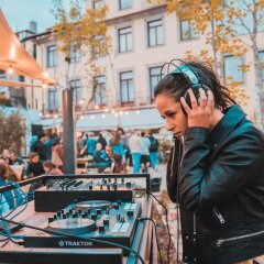Отель Selina Porto Порту городской автобус
