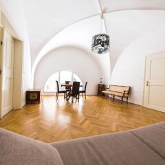Апартаменты Three Golden Crowns Apartments Прага помещение для мероприятий