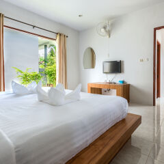 Отель Again At Naiharn Beach Resort Пхукет комната для гостей