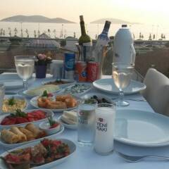 Island Hotel питание