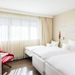 Отель NH Collection Nürnberg City Германия, Нюрнберг - 2 отзыва об отеле, цены и фото номеров - забронировать отель NH Collection Nürnberg City онлайн комната для гостей