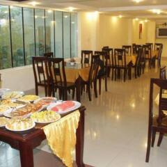 Отель Truong Giang Hotel Вьетнам, Хюэ - отзывы, цены и фото номеров - забронировать отель Truong Giang Hotel онлайн питание фото 3