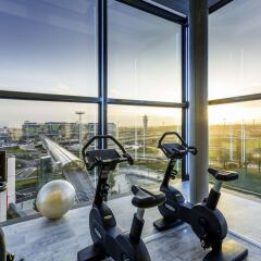 Отель Novotel Paris Coeur d'Orly Airport фитнесс-зал
