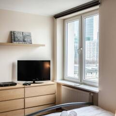 Отель Apartment4you Centrum 2 Польша, Варшава - 1 отзыв об отеле, цены и фото номеров - забронировать отель Apartment4you Centrum 2 онлайн комната для гостей фото 2