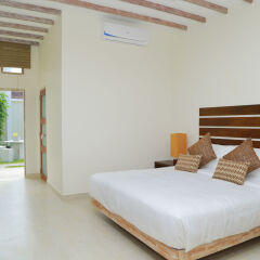 Hotel Cloud Nine комната для гостей