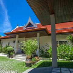 Отель La Romanee Infinity Villa by Jetta