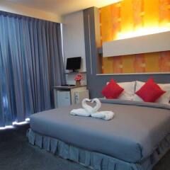 Balcony Hostel Patong комната для гостей