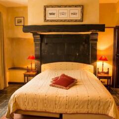 Hotel Le Vieux Durbuy сейф в номере
