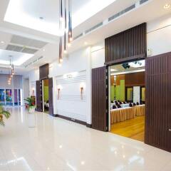 Отель The Patra Hotel - Rama 9 Таиланд, Бангкок - 1 отзыв об отеле, цены и фото номеров - забронировать отель The Patra Hotel - Rama 9 онлайн интерьер отеля