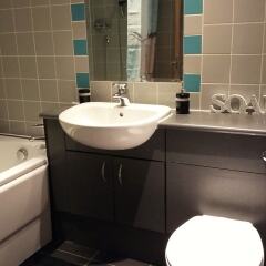 Апартаменты City Centre Apartment Renfrew Chambers ванная