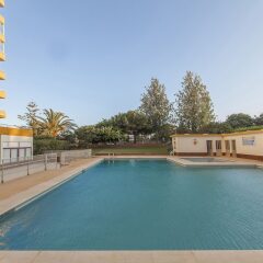 Отель B43 - Spotless Seaview Португалия, Портимао - отзывы, цены и фото номеров - забронировать отель B43 - Spotless Seaview онлайн бассейн