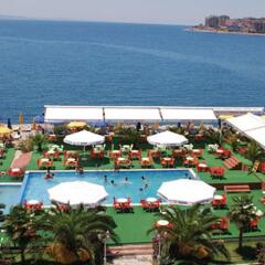 Отель Grand Saranda Албания, Саранда - отзывы, цены и фото номеров - забронировать отель Grand Saranda онлайн бассейн фото 3