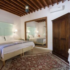 Saint Artemios Boutique Hotel комната для гостей фото 5