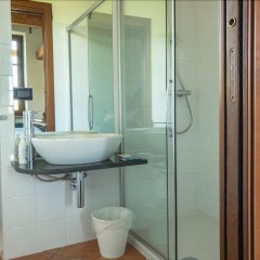 Отель Bed and Breakfast Cascina Beccaris Костиглиоле-д'Асти ванная фото 2