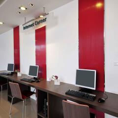 Отель Ibis Bangkok Riverside интерьер отеля