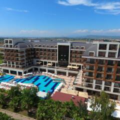 Отель Glamour Resort & Spa - All Inclusive бассейн