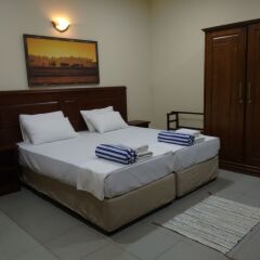 Отель Janishi Residencies комната для гостей