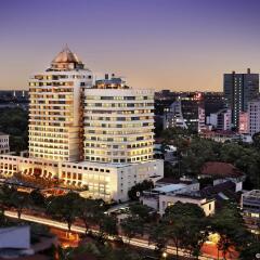 Отель Sofitel Saigon Plaza Вьетнам, Хошимин - отзывы, цены и фото номеров - забронировать отель Sofitel Saigon Plaza онлайн городской автобус